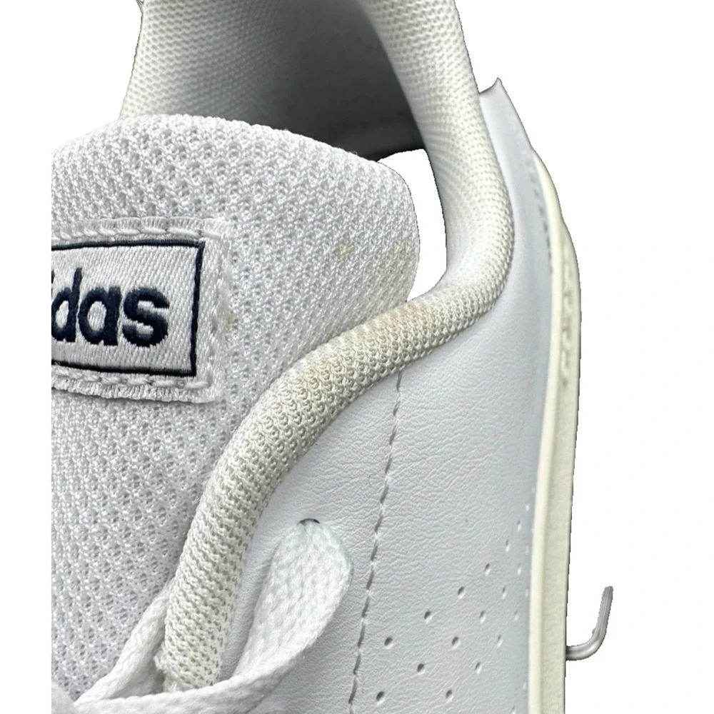 adidas Advantage Base 2.0 Youth Size 5.5 Sneakers Lifestyle Athletic Shoes